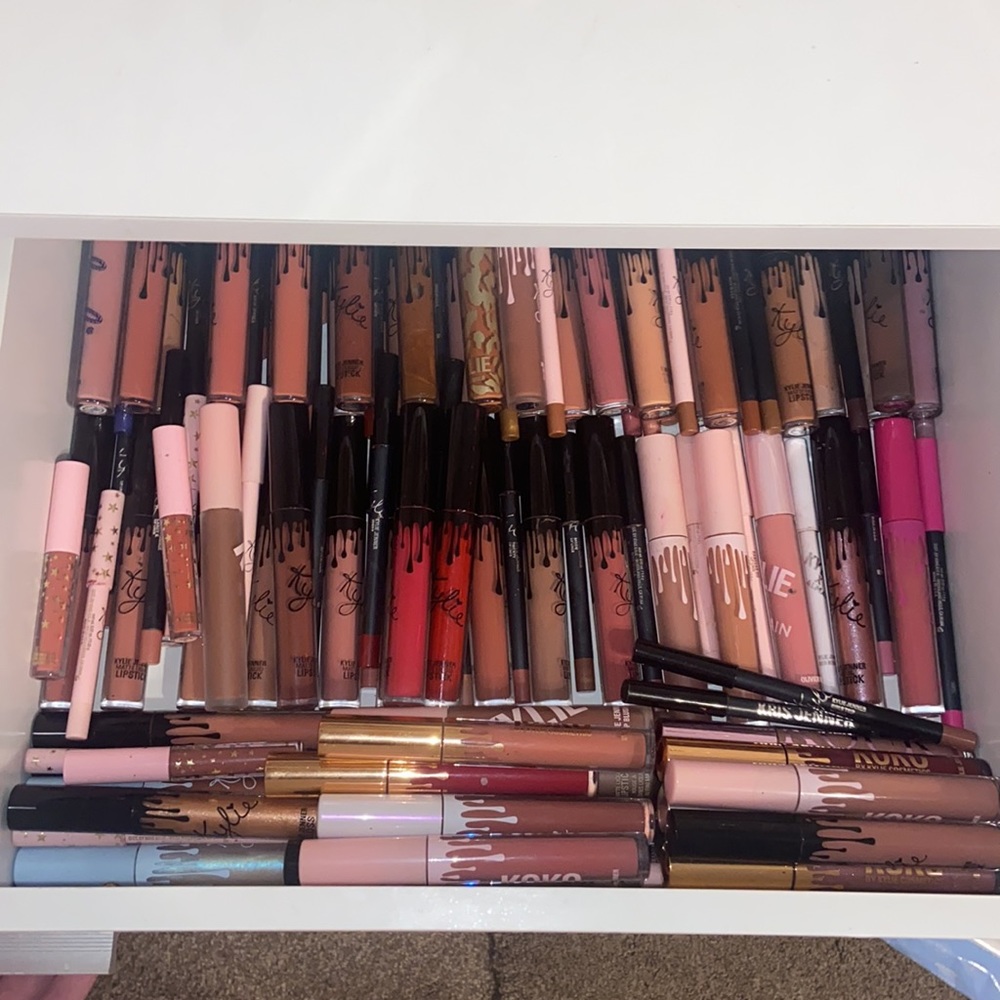 Lot of Kylie lip kits